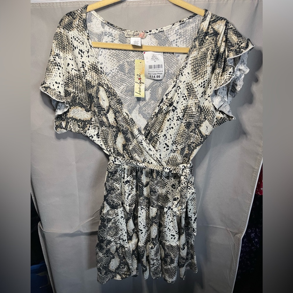 Love squared snake skin dress size xl brand new with tags.